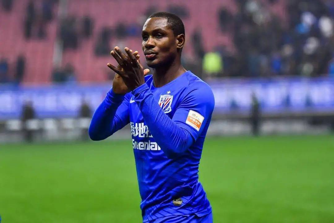  沙尔克04老将宝刀未老，读秒绝平保留保级希望