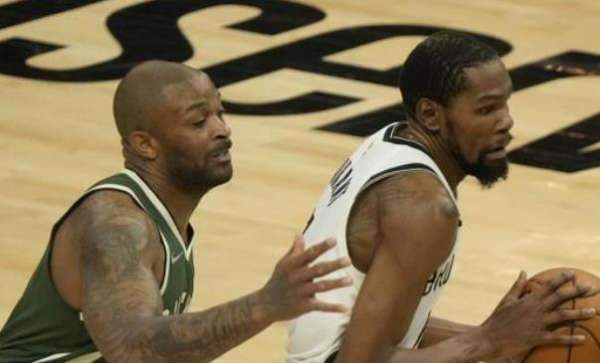  杜兰特关键三分太阳加时险胜快船保住前四  